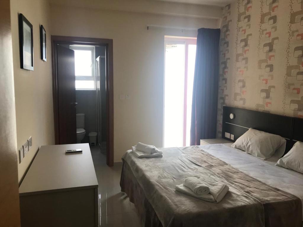 Point - 101Moroni Apartman Sliema Kültér fotó