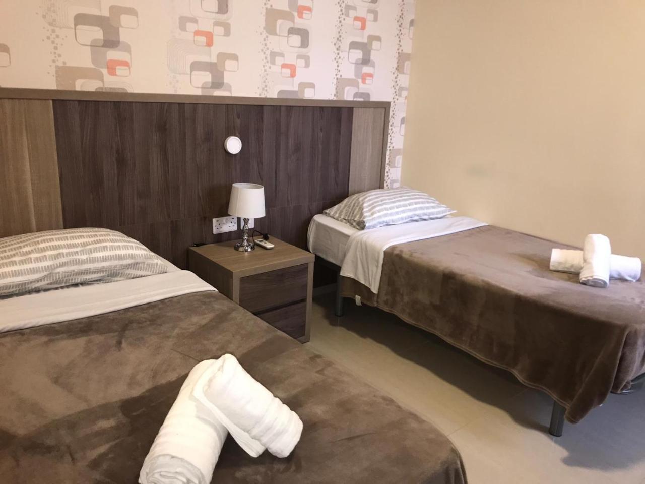 Point - 101Moroni Apartman Sliema Kültér fotó